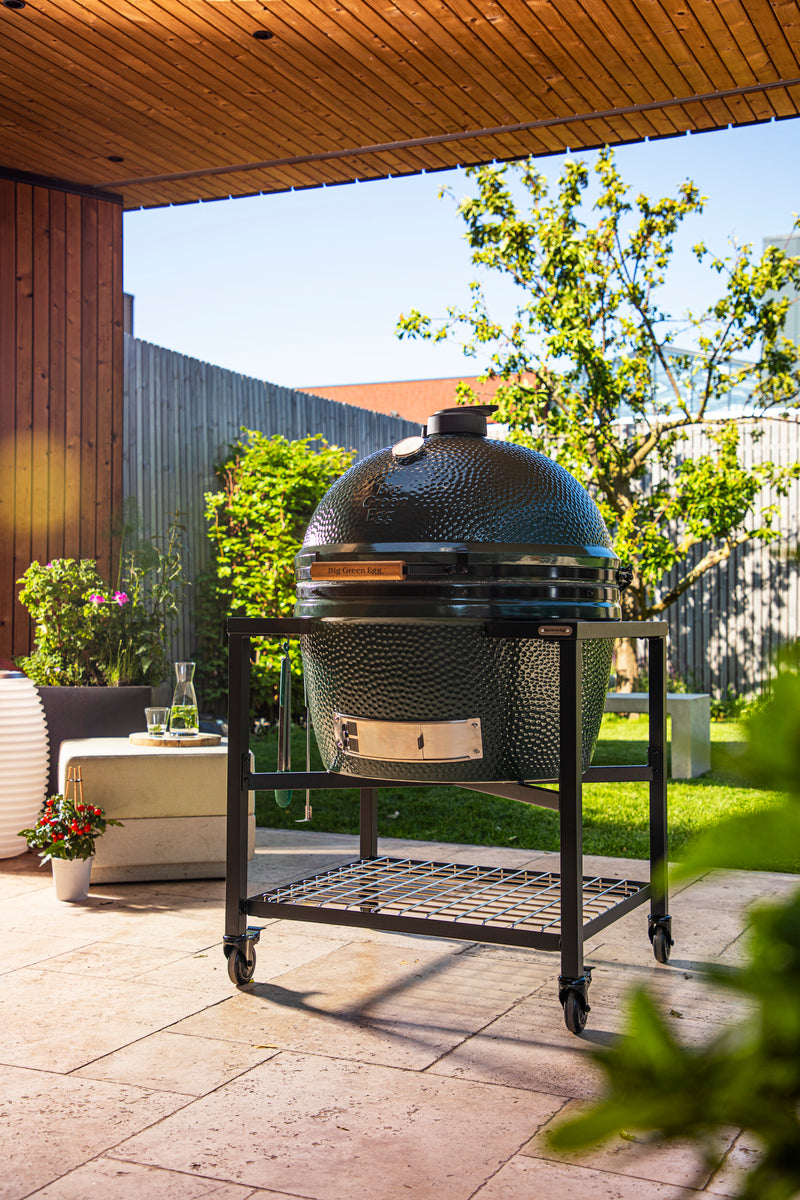 big-green-egg-im-garten